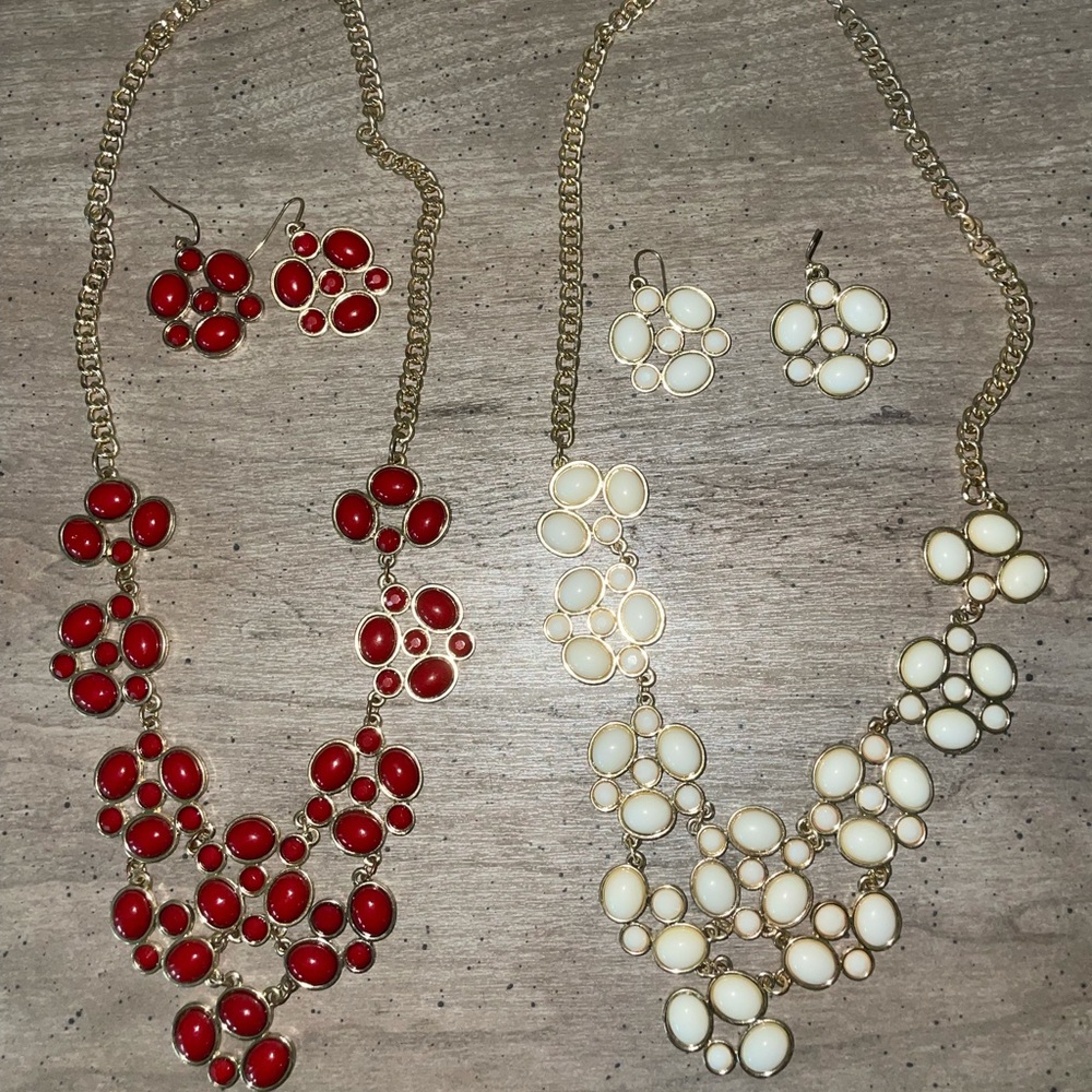2 necklace & earrings sets